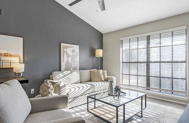 Landing at Carrollwood Station - 2 Bedrooms in Egypt Lake Leto
