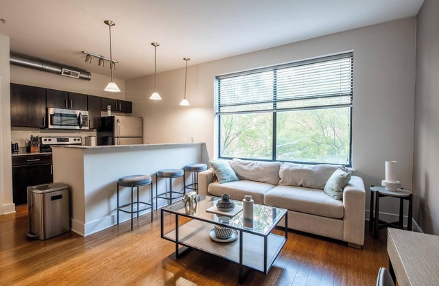 Landing at Cedar Broad - 1 Bedroom in Upper Sho.