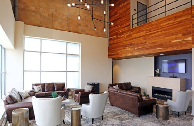 Landing at Wire - 2 Bedrooms in Downtown