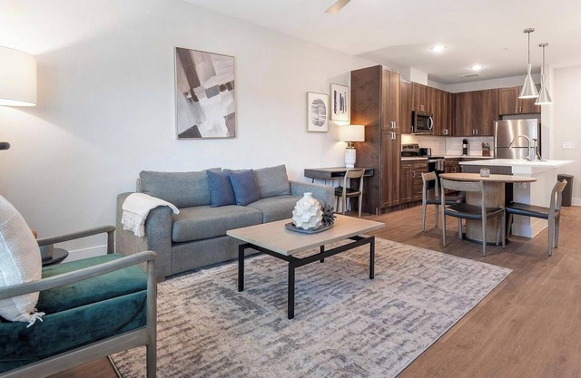 Landing | Beautiful 1BD, Pool, Gym