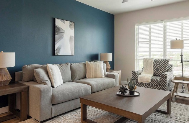 Landing | Beautiful 2BD, Clubhouse