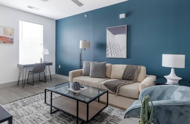 Landing | Incredible 1BD, Pool, Gym