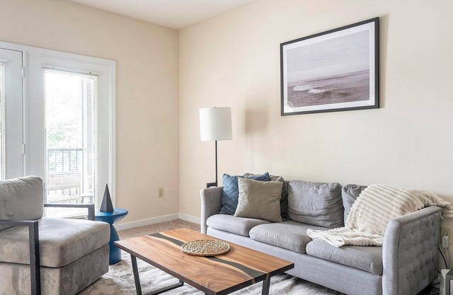 Landing | Incredible 2BD, Pool, Clubhouse