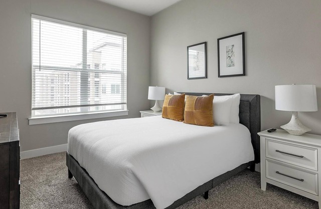 Landing | Modern 1BD, Gym, Pool