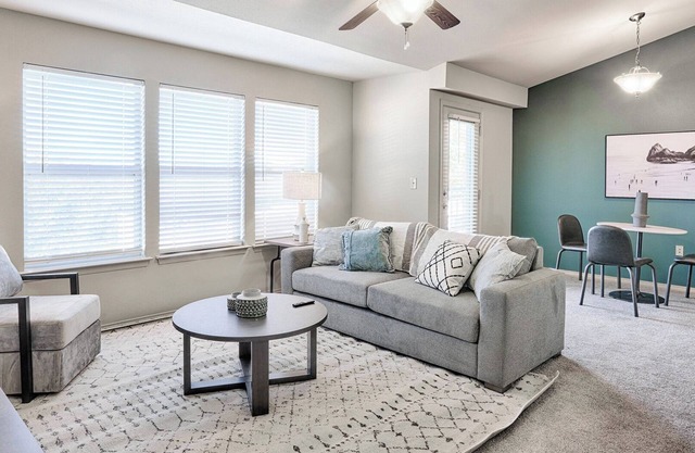 Landing | Modern 1BD, Gym, Courtyard
