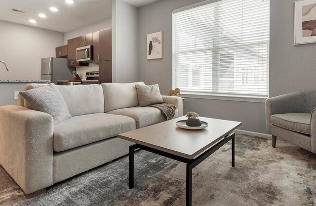 Landing | Modern 1BD, Gym, Clubhouse