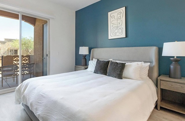 Landing | Modern 2BD, Pool