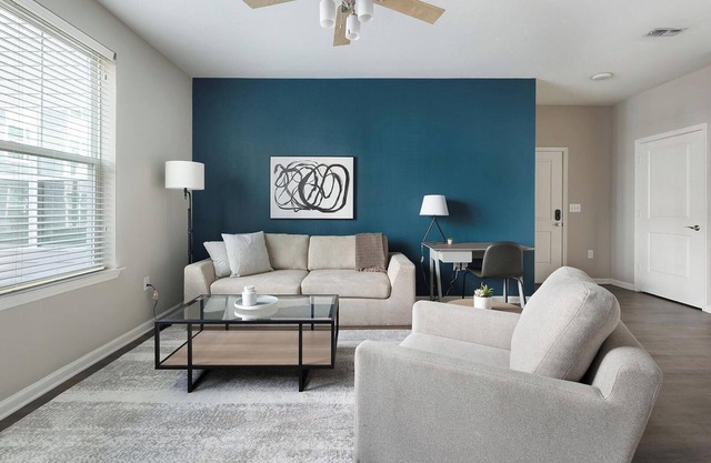 Landing | Stunning 1BD, Courtyard, Gym