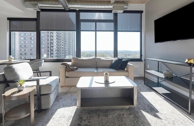 Landing | Stunning 1BD, Game Room, Gym
