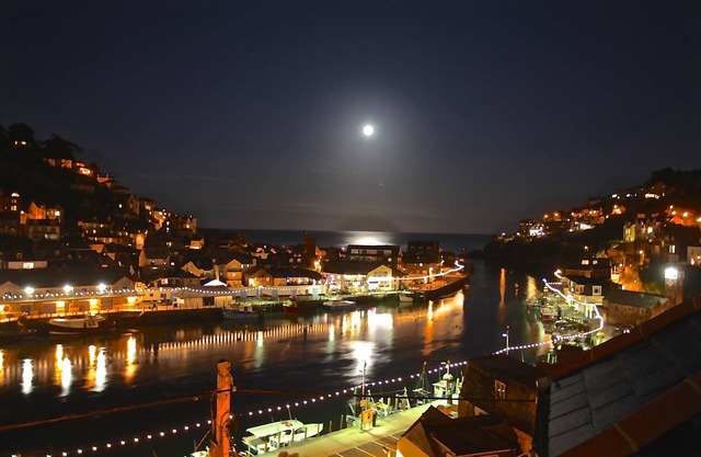 Lanescot, 1,Harbour View Apartments, North Road, West Looe
