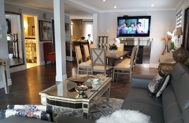Large And Charming two floor main level Duplex 12 minutes from downtown Montreal