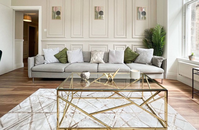 Large Blythswood Residence