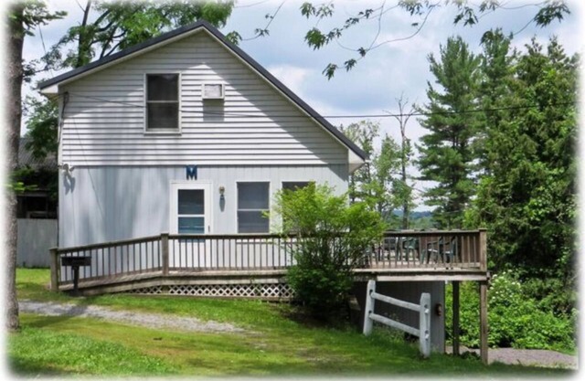 Large Cottage that sleeps 10 minutes from Cooperstown