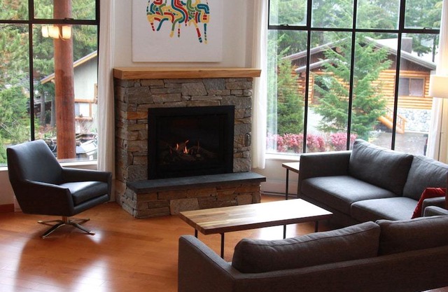 Large Fun Luxury Chalet in Whistler