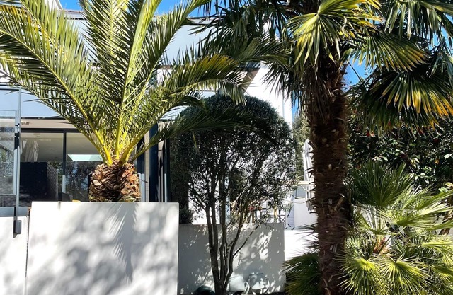 Large House near the beach and hiking trails
