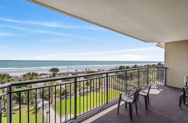 Large Oceanfront 3 Bed/3 Bath Unit - by Luxury Beach Rentals