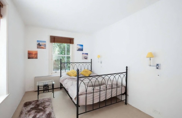 Large one bedroom flat inPimlico