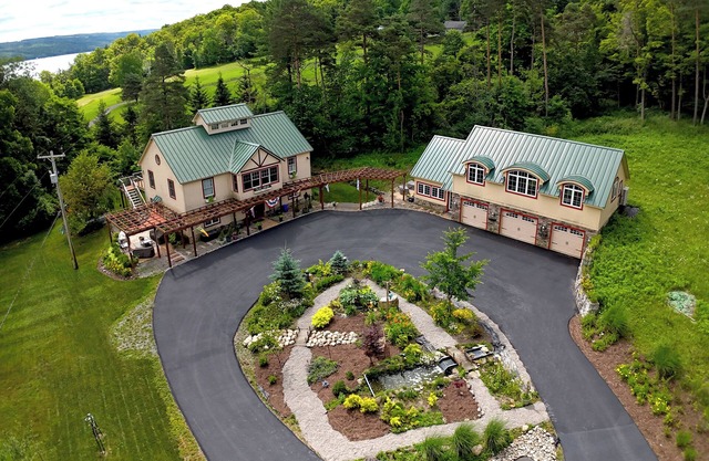 Large secluded Waterfront Property