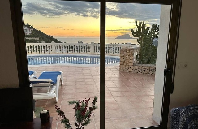 Large Spacious Private Villa, Suntrap, Sea and Mountain views, near Beach