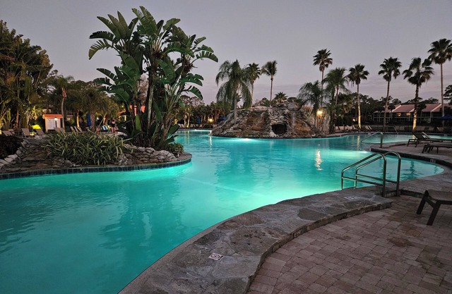 Large updated lanai overlooking the heart of the water at Magnolia Falls.
