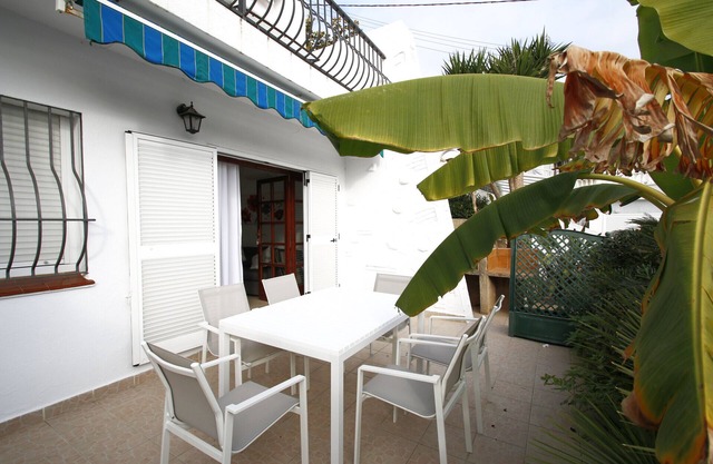 Las Marinas A, Parc Mont-roig
