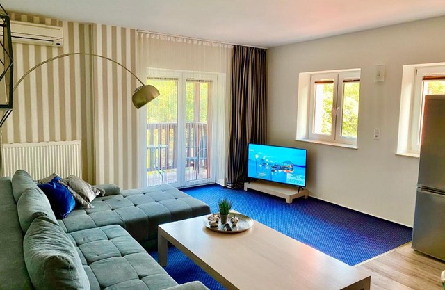 LAS SŁUPSKI PREMIUM APARTAMENT NR6 Wifi Netflix Smart TV50 two bedrooms two extra large double beds up to 6 people full pleasure quality stay