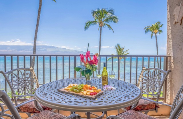 *Lauloa 304* Maui Prime Oceanfront Condo, A/C!