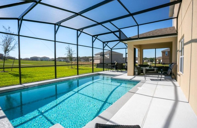 Laurel Estates 