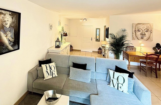 Le Aix Rotonde Mirabeau 4* - T4/110 m2 downtown with terrace 30 m2 garage