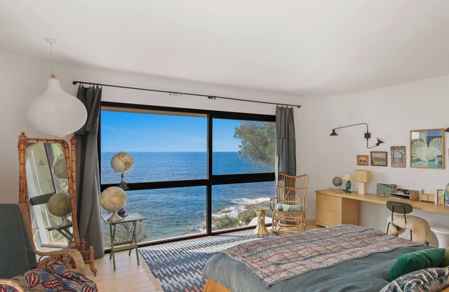 LE CANON - Exceptional waterfront home in Carqueiranne