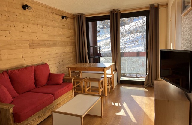 Le Corbier (Les Sybelles) - 3 rooms - At the foot of the slopes - South facing.