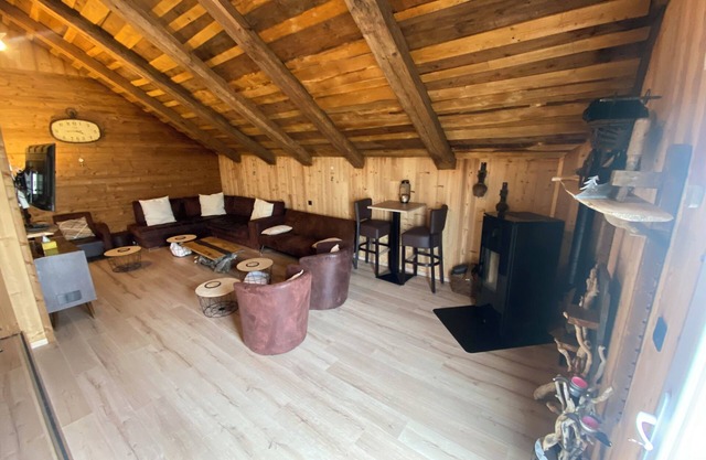 Le Fenil-Logis 15 pers+, Nordic bath, sauna, billiard room/cinema ALL INCLUSIVE