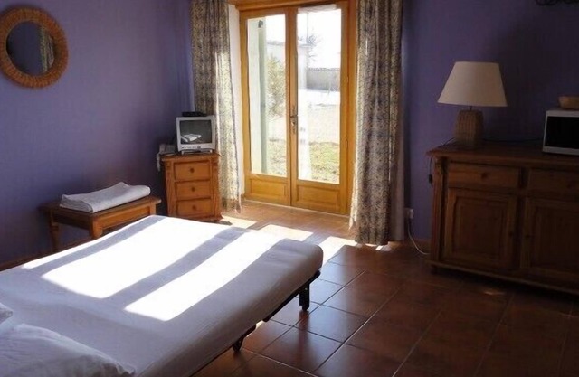 Le Grand Logisson on the Valensole plateau
