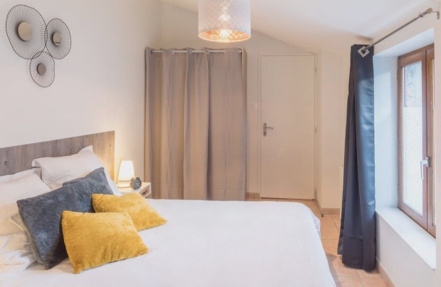 "Le Jean Jaurès" appartement moderne sur les quais de Mâcon