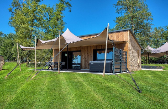 Le Pech Eternel : Lodge SPA des Oliviers