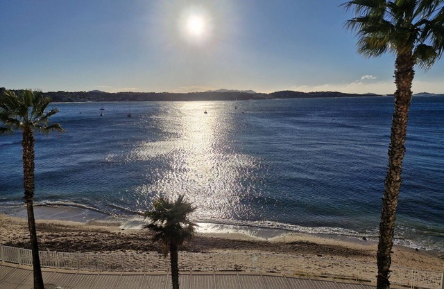 LE PENEQUET FRONT DE MER - Facing Plages de Sable