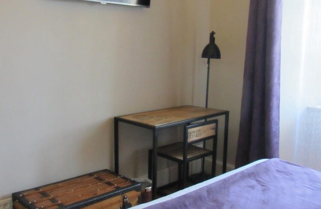 Le Relais des deux tours, Charming room, Heated indoor pool, Sauna