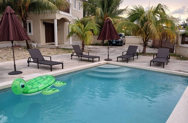 Leah's Heaven #1 - Sandrania Gardens Spacious Apt