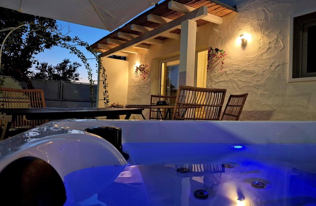 Lemon Court Suite Piscinas