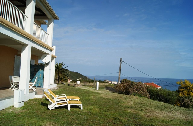 Les Citronniers - View on the sea and the little harbor of Santa Severa