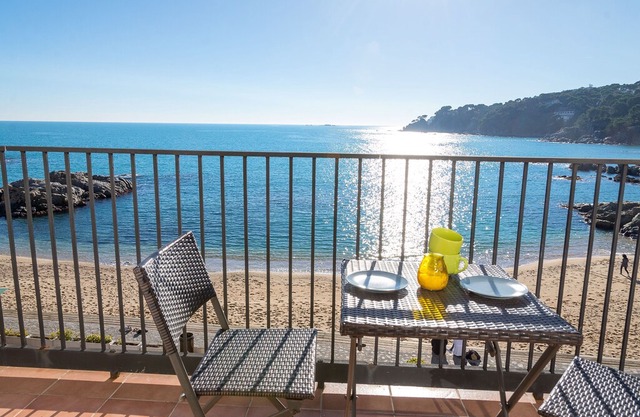 LES FORMIGUES 3 in Calella de Palafrugell