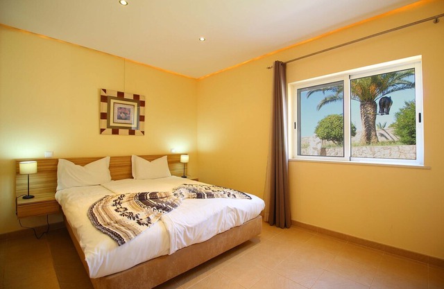 Levante - Four Winds Apartments