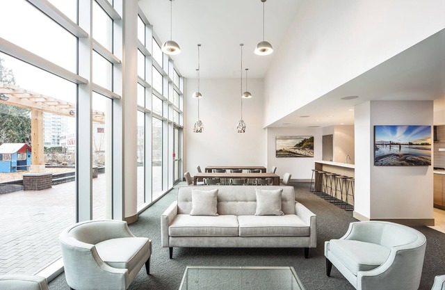 Level Richmond- Three Bedroom Suite