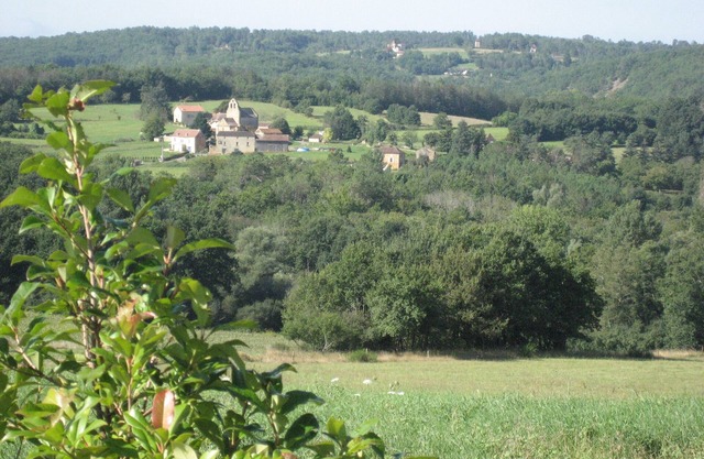 LHERM HOUSE in the countryside, beautiful view, quiet