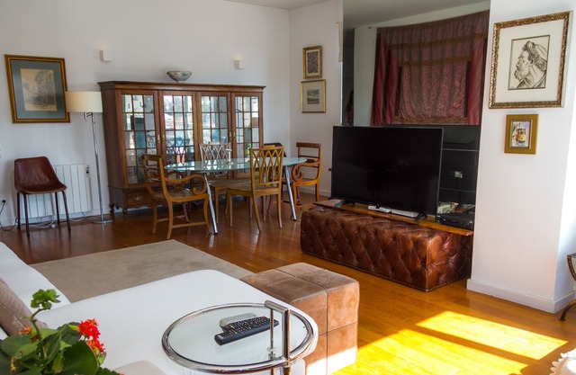 Liiiving in Porto | Foz Spacious Apartment