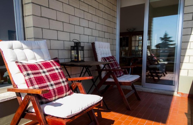 Liiiving in Porto | Foz Spacious Apartment