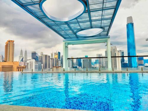 Lila Suites D, Majestic Place