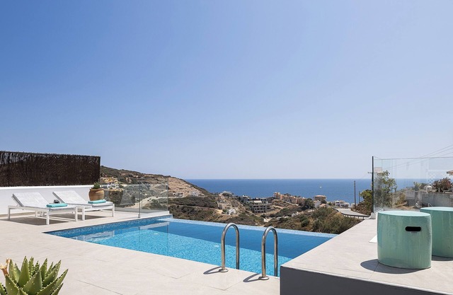 Lili Villa - Panoramic sea view, close to beaches