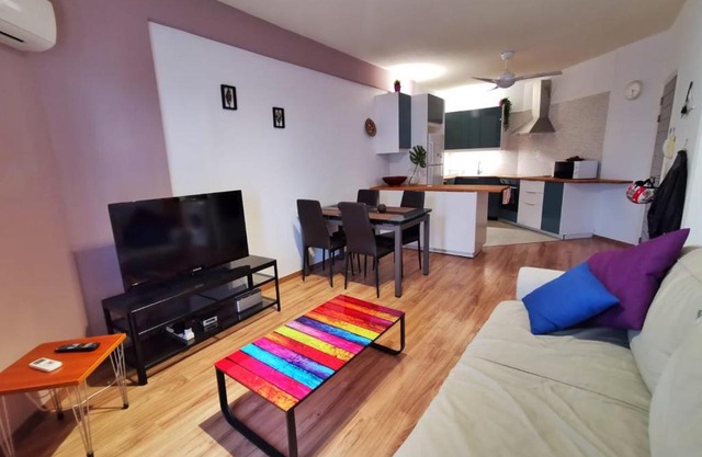 Limassol 1bd Appt 50m from beach