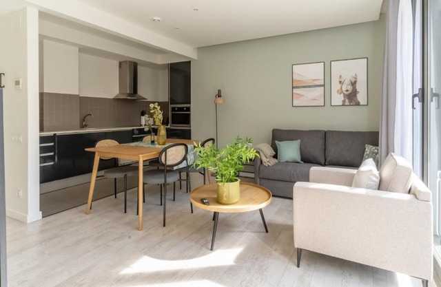 Limehome Barcelona Rector Triadó